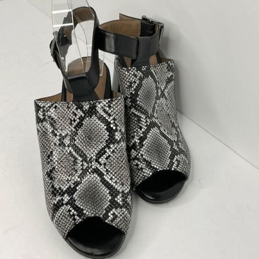 Vionic Kaja Black White Snake Print Heels - Picture 2 of 5